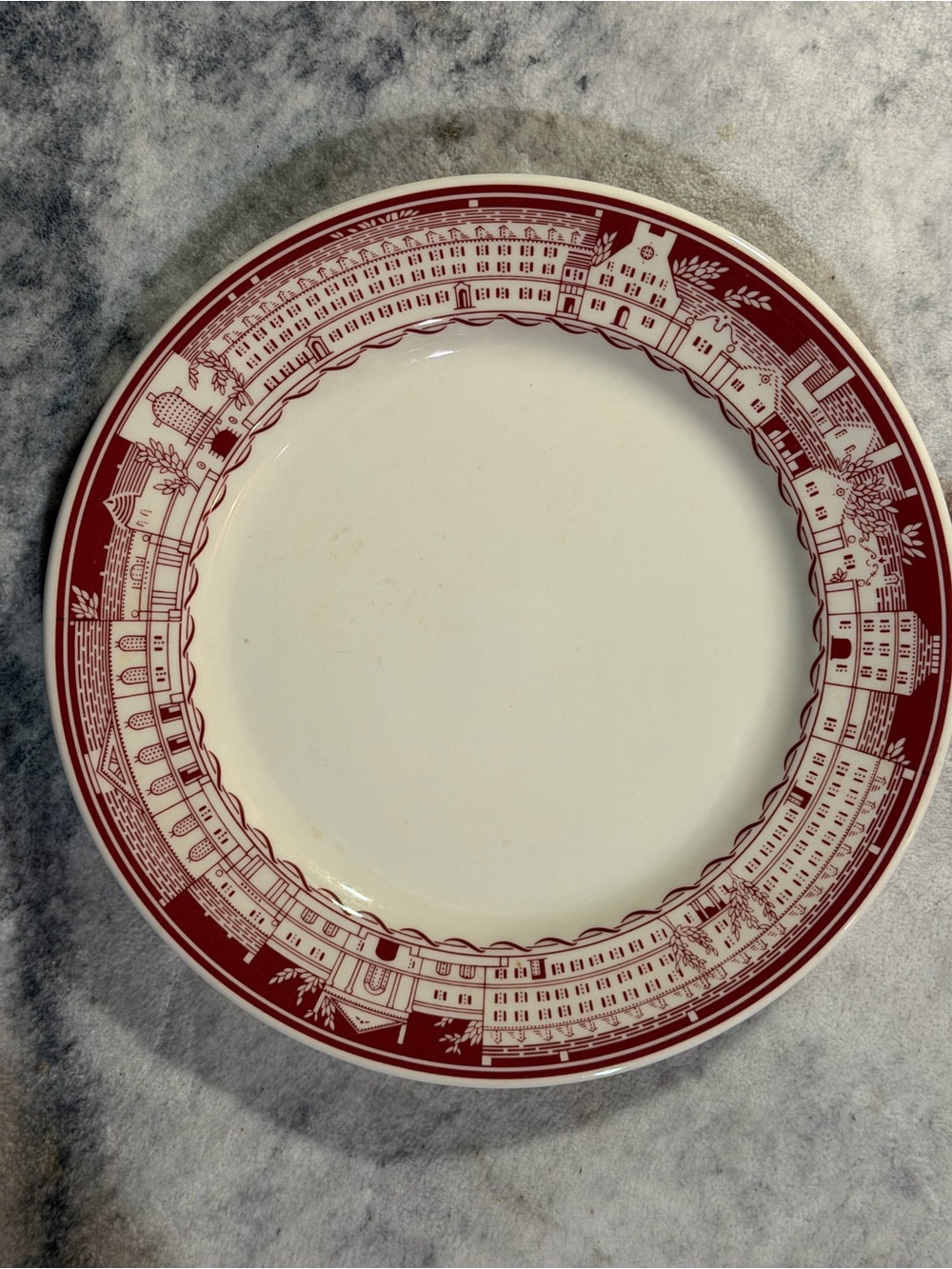 Syracuse China (20-C) Classic Red and White Decorative Dinner Plate